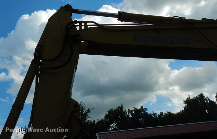 image for item FN9282 2001 Komatsu PC228USLC-2  excavator
