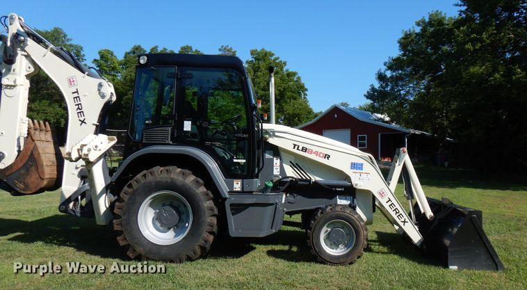 image for item FN9284 2015 Terex TLB840R  backhoe