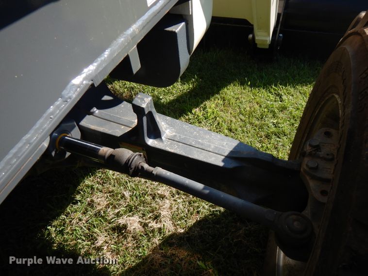 image for item FN9284 2015 Terex TLB840R  backhoe