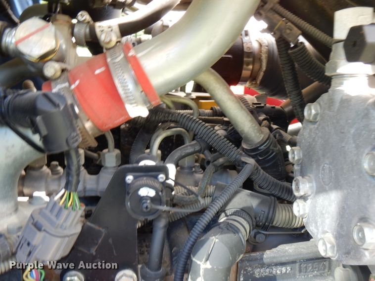 image for item FN9284 2015 Terex TLB840R  backhoe