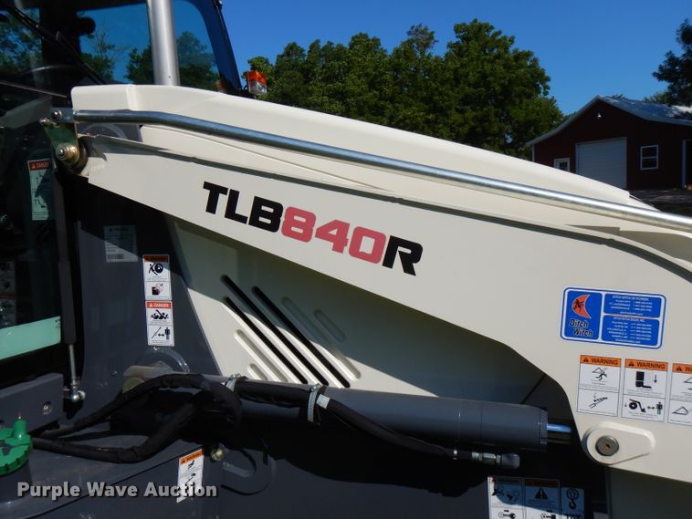 image for item FN9284 2015 Terex TLB840R  backhoe
