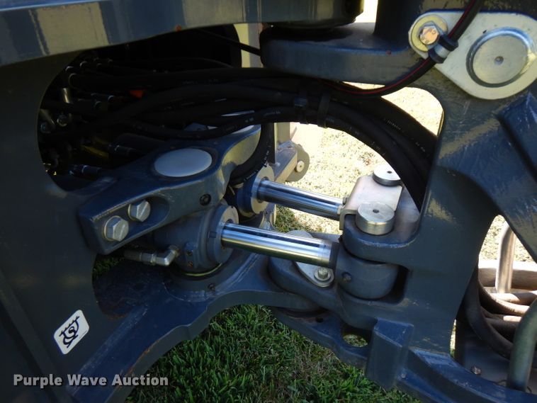 image for item FN9284 2015 Terex TLB840R  backhoe