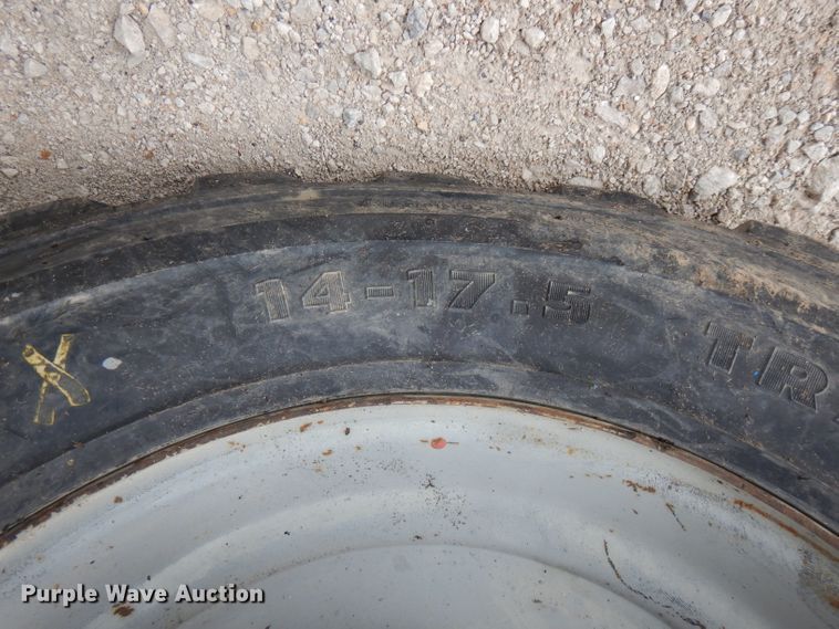 image for item FN9297 1993 Genie Z-45/22  boom lift