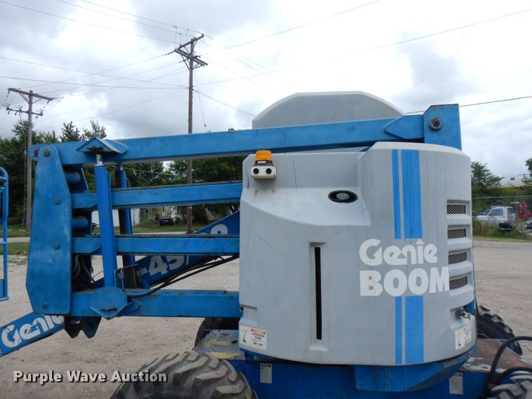 image for item FN9297 1993 Genie Z-45/22  boom lift