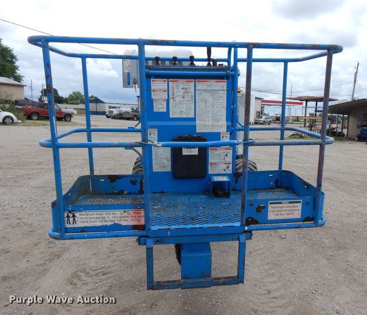 image for item FN9297 1993 Genie Z-45/22  boom lift