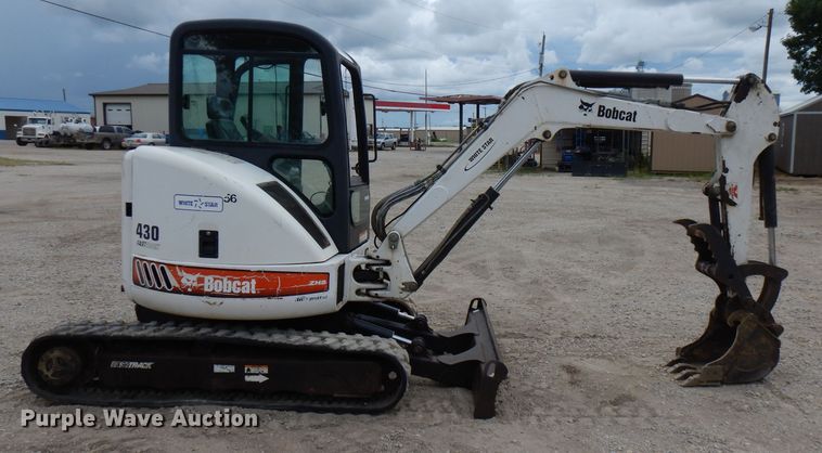 image for item FN9298 2006 Bobcat 430HAG  mini excavator