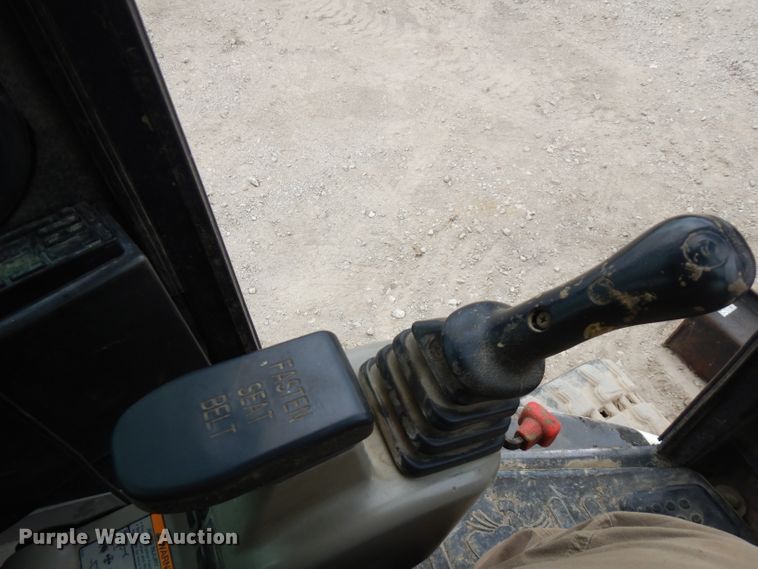 image for item FN9298 2006 Bobcat 430HAG  mini excavator