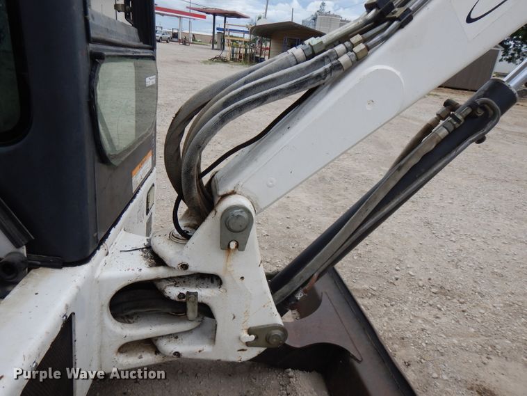 image for item FN9298 2006 Bobcat 430HAG  mini excavator