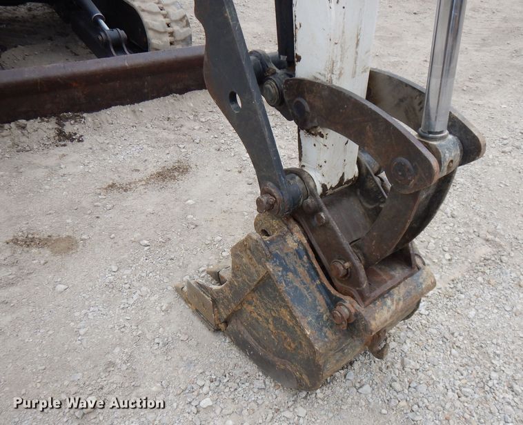 image for item FN9298 2006 Bobcat 430HAG  mini excavator