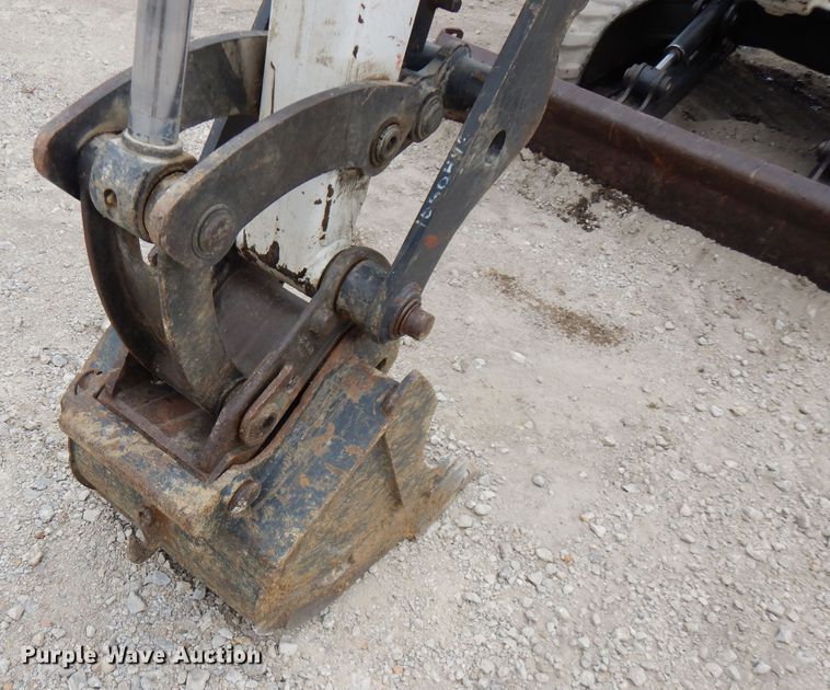 image for item FN9298 2006 Bobcat 430HAG  mini excavator