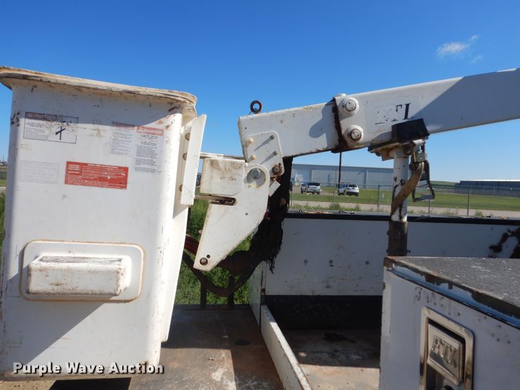 image for item FU9136 2012 Ford F550 Super Duty bucket truck