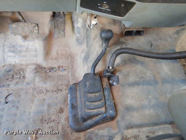 image for item FU9136 2012 Ford F550 Super Duty bucket truck