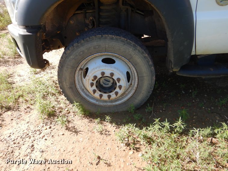 image for item FU9136 2012 Ford F550 Super Duty bucket truck