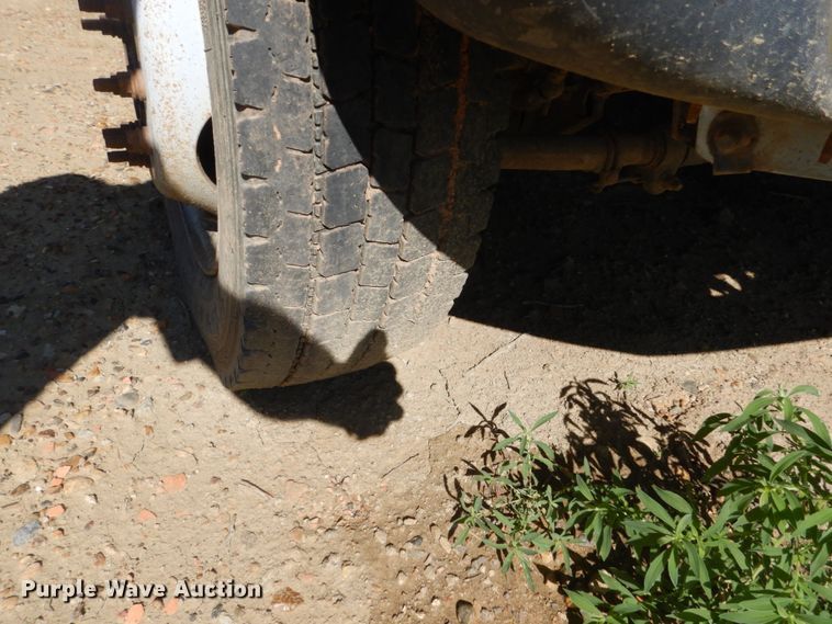 image for item FU9136 2012 Ford F550 Super Duty bucket truck