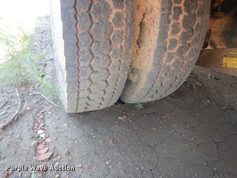 image for item FU9136 2012 Ford F550 Super Duty bucket truck