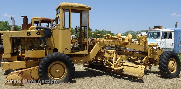 image for item GC9205 1966 Wabco NHC4C1  rigid frame motor grader