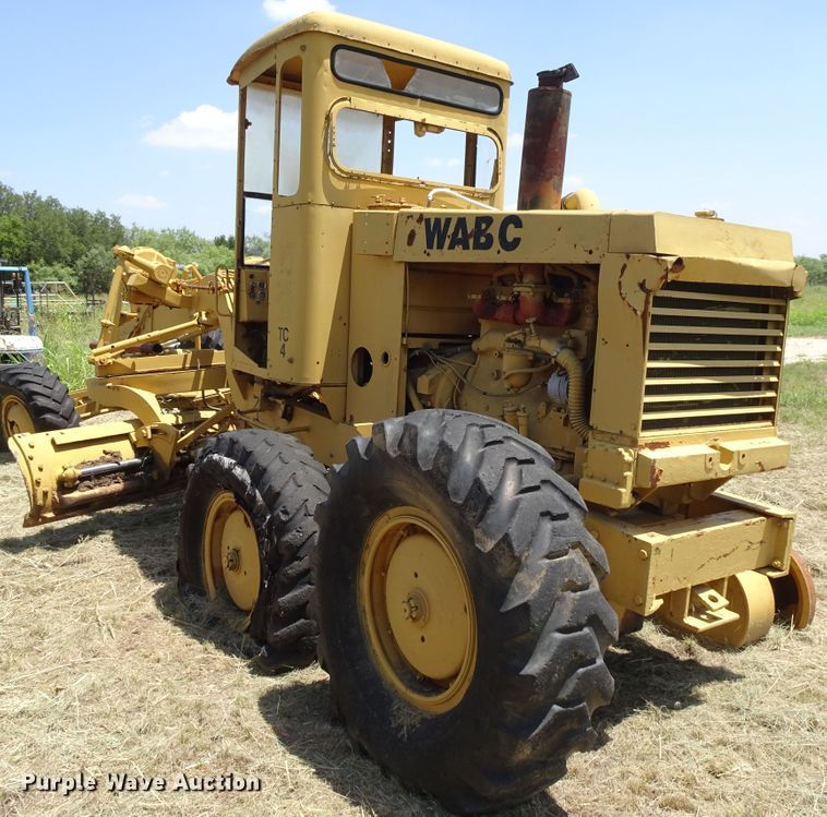 image for item GC9205 1966 Wabco NHC4C1  rigid frame motor grader
