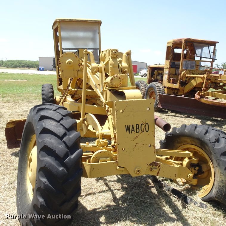 image for item GC9205 1966 Wabco NHC4C1  rigid frame motor grader