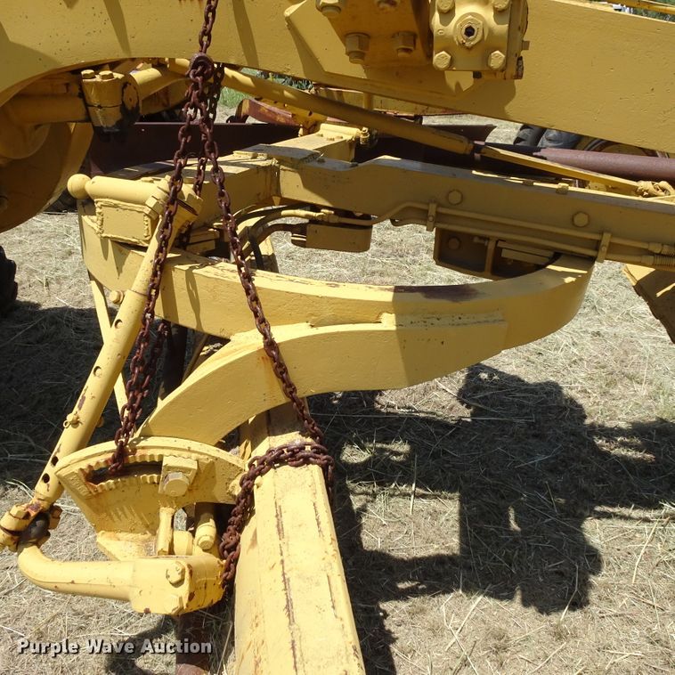 image for item GC9205 1966 Wabco NHC4C1  rigid frame motor grader