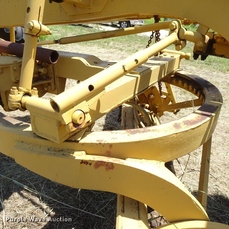 image for item GC9205 1966 Wabco NHC4C1  rigid frame motor grader