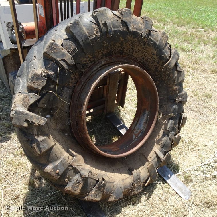 image for item GC9205 1966 Wabco NHC4C1  rigid frame motor grader