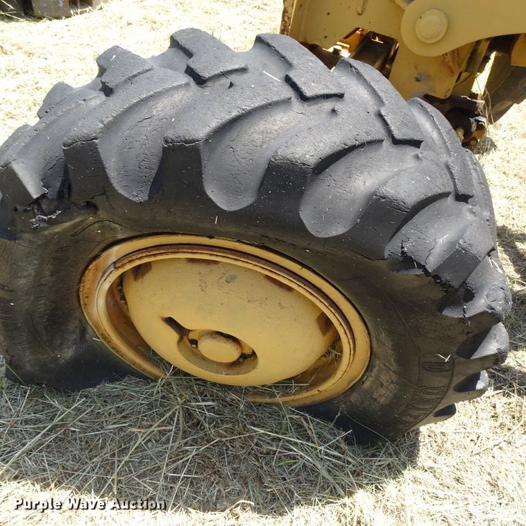 image for item GC9205 1966 Wabco NHC4C1  rigid frame motor grader