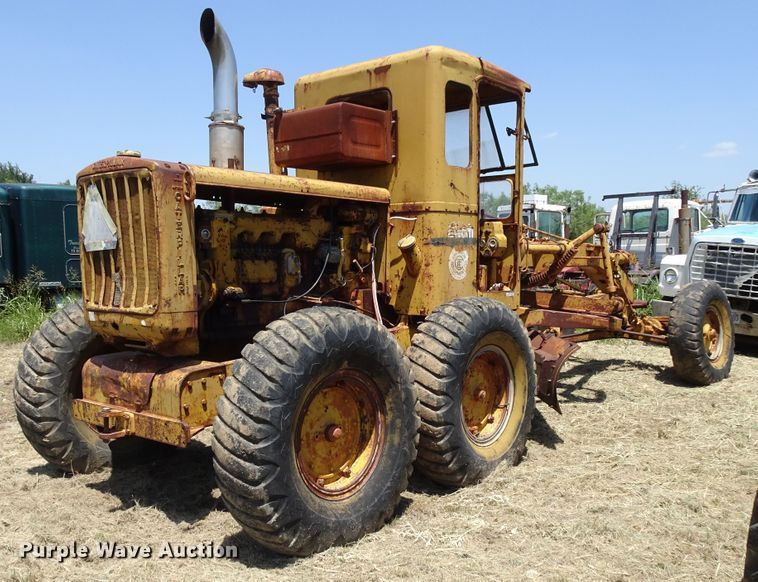 image for item GC9206 1959 Caterpillar 12  motor grader