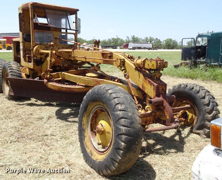 image for item GC9206 1959 Caterpillar 12  motor grader