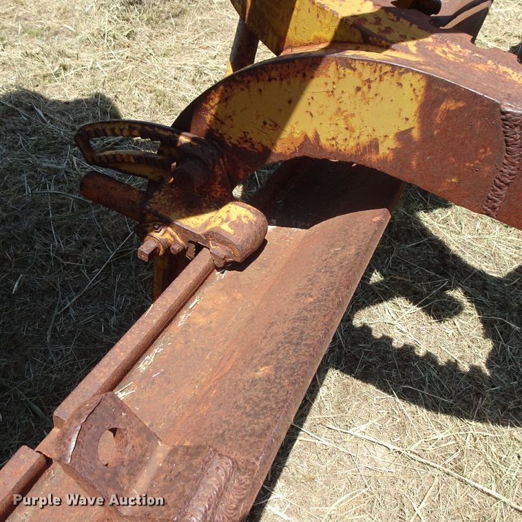 image for item GC9206 1959 Caterpillar 12  motor grader