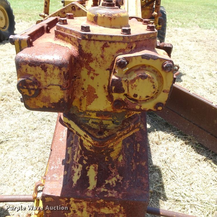 image for item GC9206 1959 Caterpillar 12  motor grader