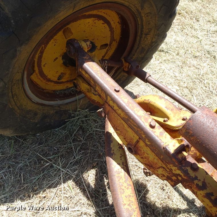 image for item GC9206 1959 Caterpillar 12  motor grader