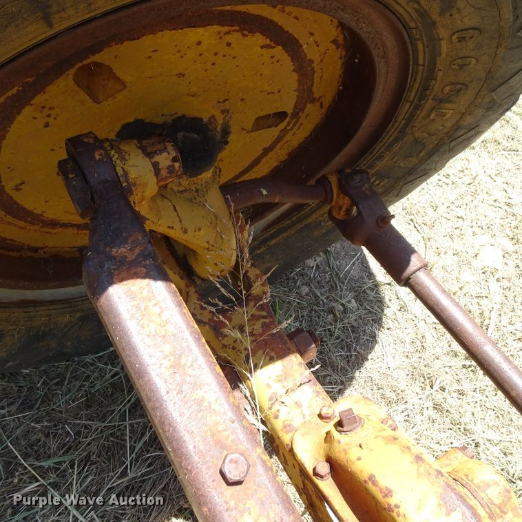 image for item GC9206 1959 Caterpillar 12  motor grader