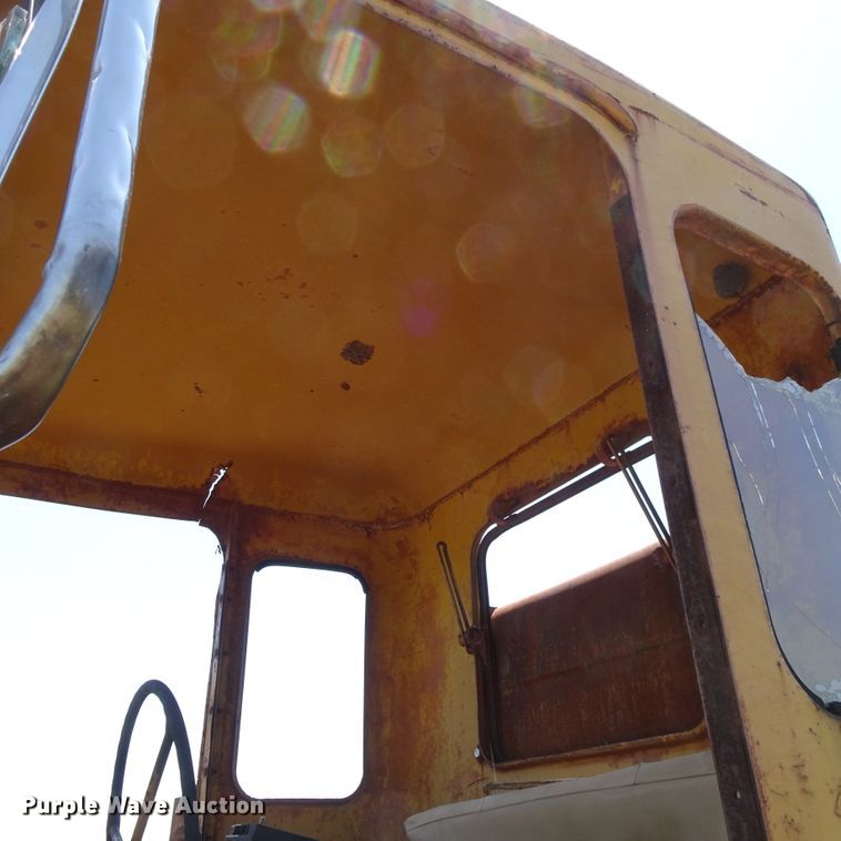 image for item GC9206 1959 Caterpillar 12  motor grader