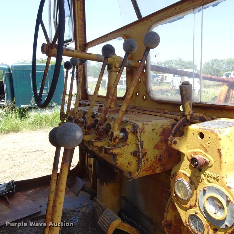 image for item GC9206 1959 Caterpillar 12  motor grader