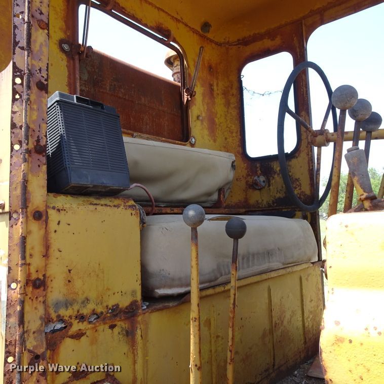 image for item GC9206 1959 Caterpillar 12  motor grader