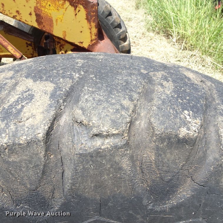 image for item GC9206 1959 Caterpillar 12  motor grader