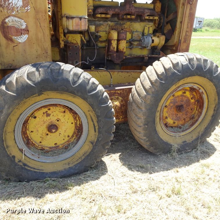 image for item GC9206 1959 Caterpillar 12  motor grader