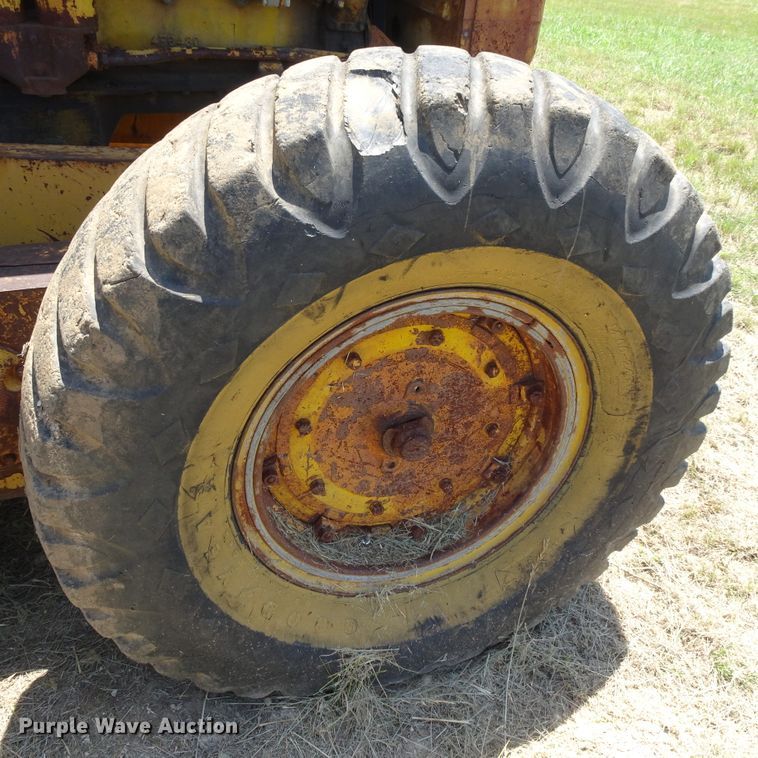 image for item GC9206 1959 Caterpillar 12  motor grader