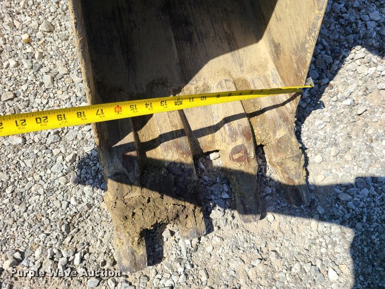 image for item GO9304 2008 Kubota KX080-3  mini excavator