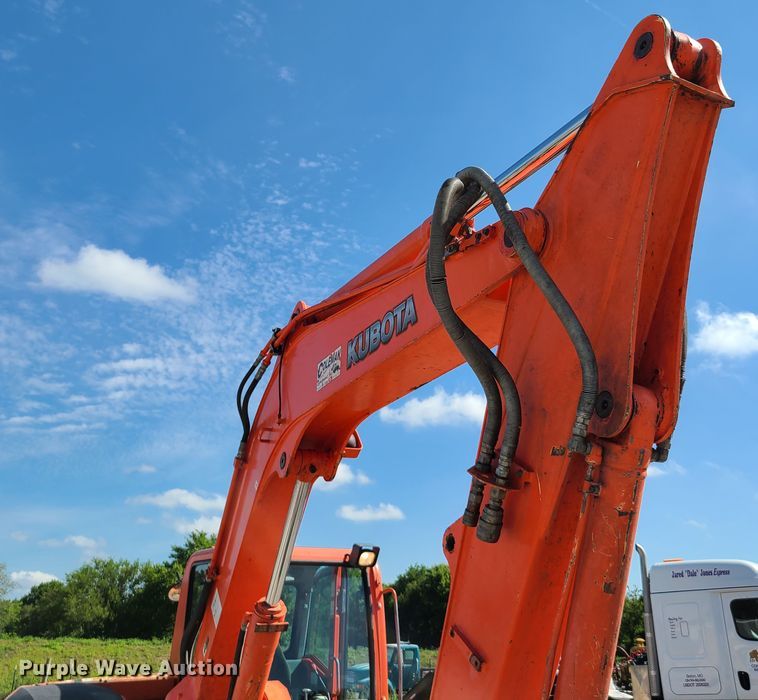 image for item GO9304 2008 Kubota KX080-3  mini excavator