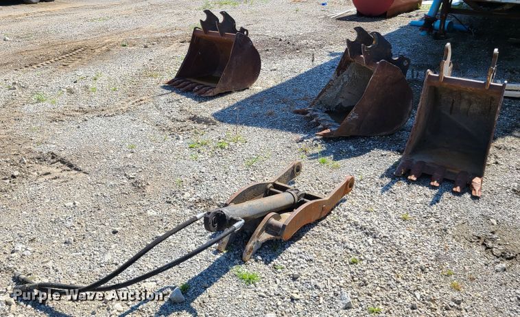 image for item GO9304 2008 Kubota KX080-3  mini excavator