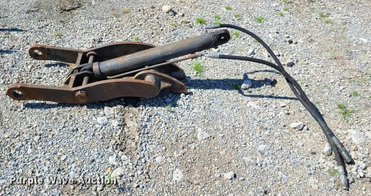 image for item GO9304 2008 Kubota KX080-3  mini excavator