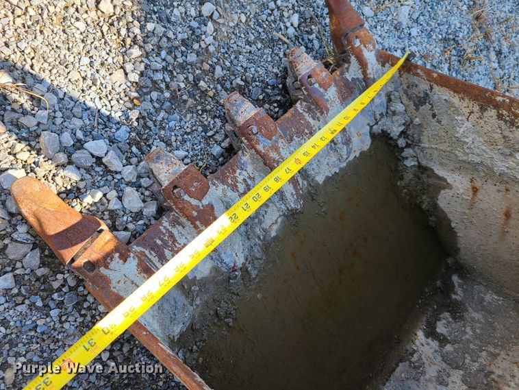 image for item GO9304 2008 Kubota KX080-3  mini excavator