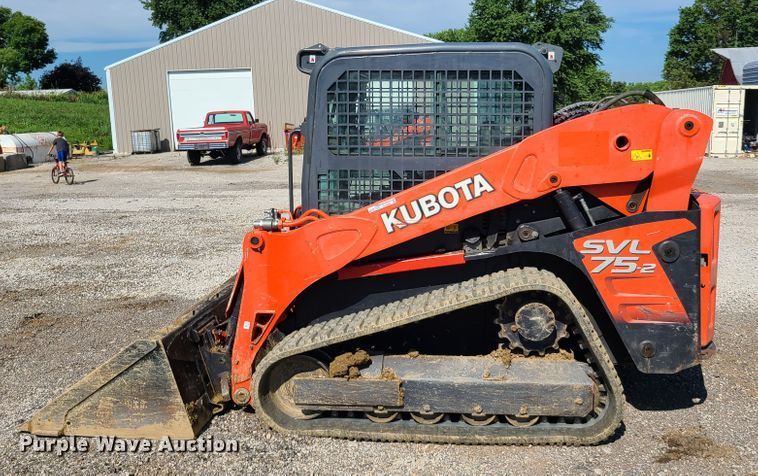 image for item GO9305 2014 Kubota SVL75-2  tracked skid steer loader