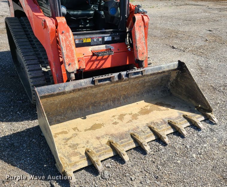 image for item GO9305 2014 Kubota SVL75-2  tracked skid steer loader