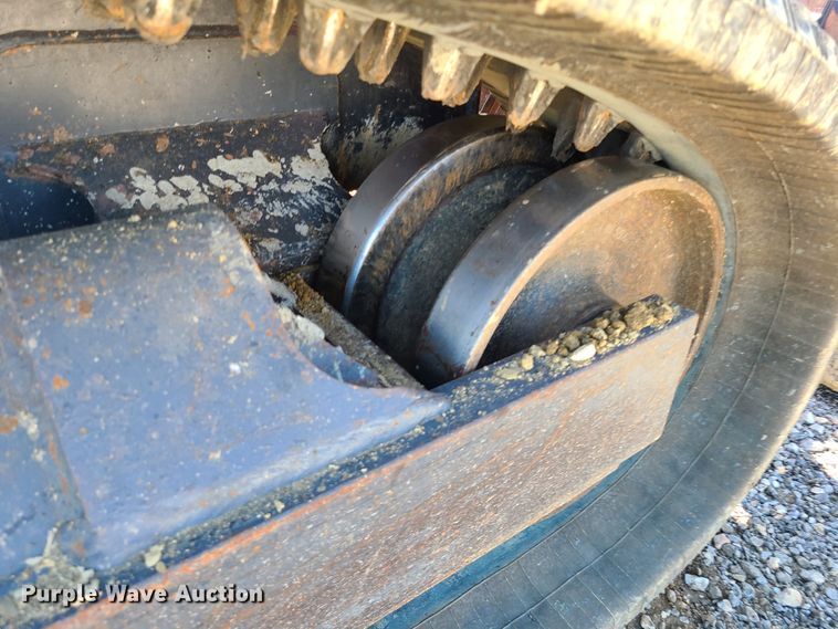 image for item GO9305 2014 Kubota SVL75-2  tracked skid steer loader