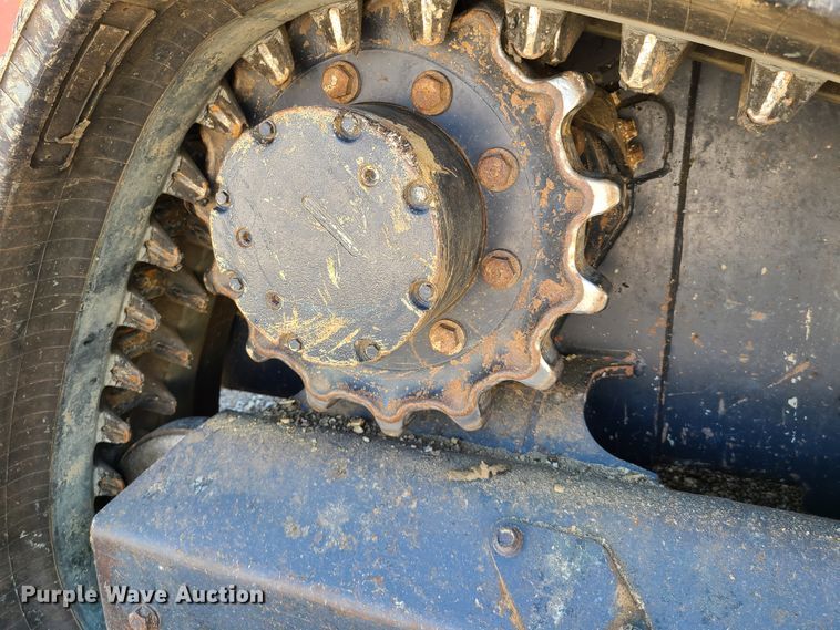 image for item GO9305 2014 Kubota SVL75-2  tracked skid steer loader