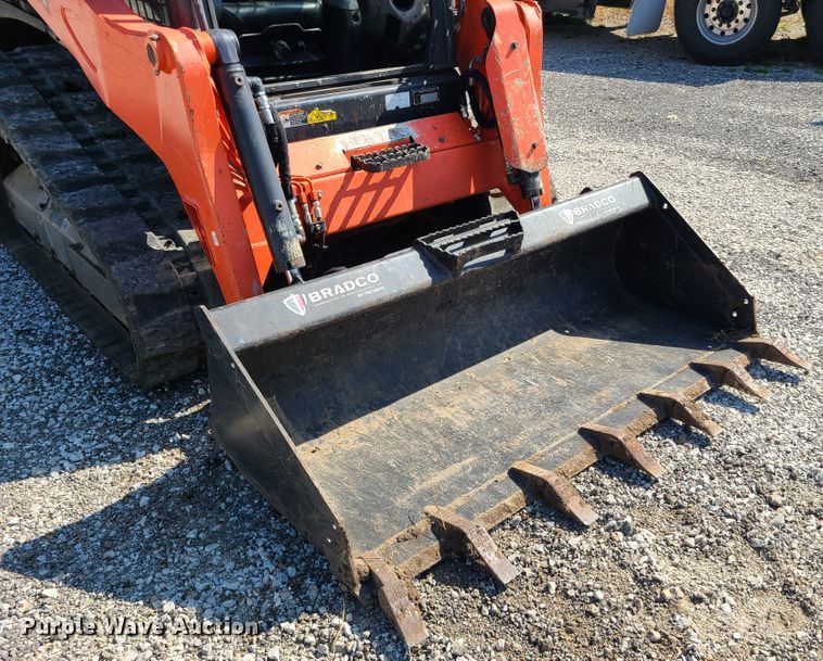image for item GO9306 2016 Kubota SVL75-2  tracked skid steer loader