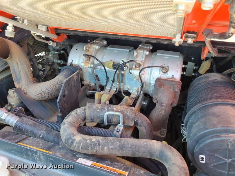 image for item GO9306 2016 Kubota SVL75-2  tracked skid steer loader