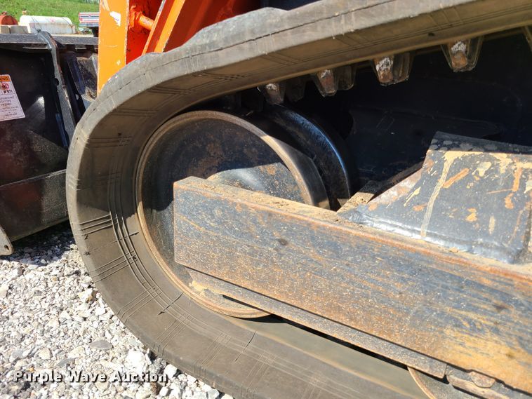 image for item GO9306 2016 Kubota SVL75-2  tracked skid steer loader